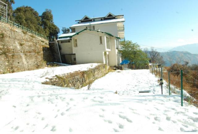 NatureRaga Fernhill Resort Chail Exteriör bild
