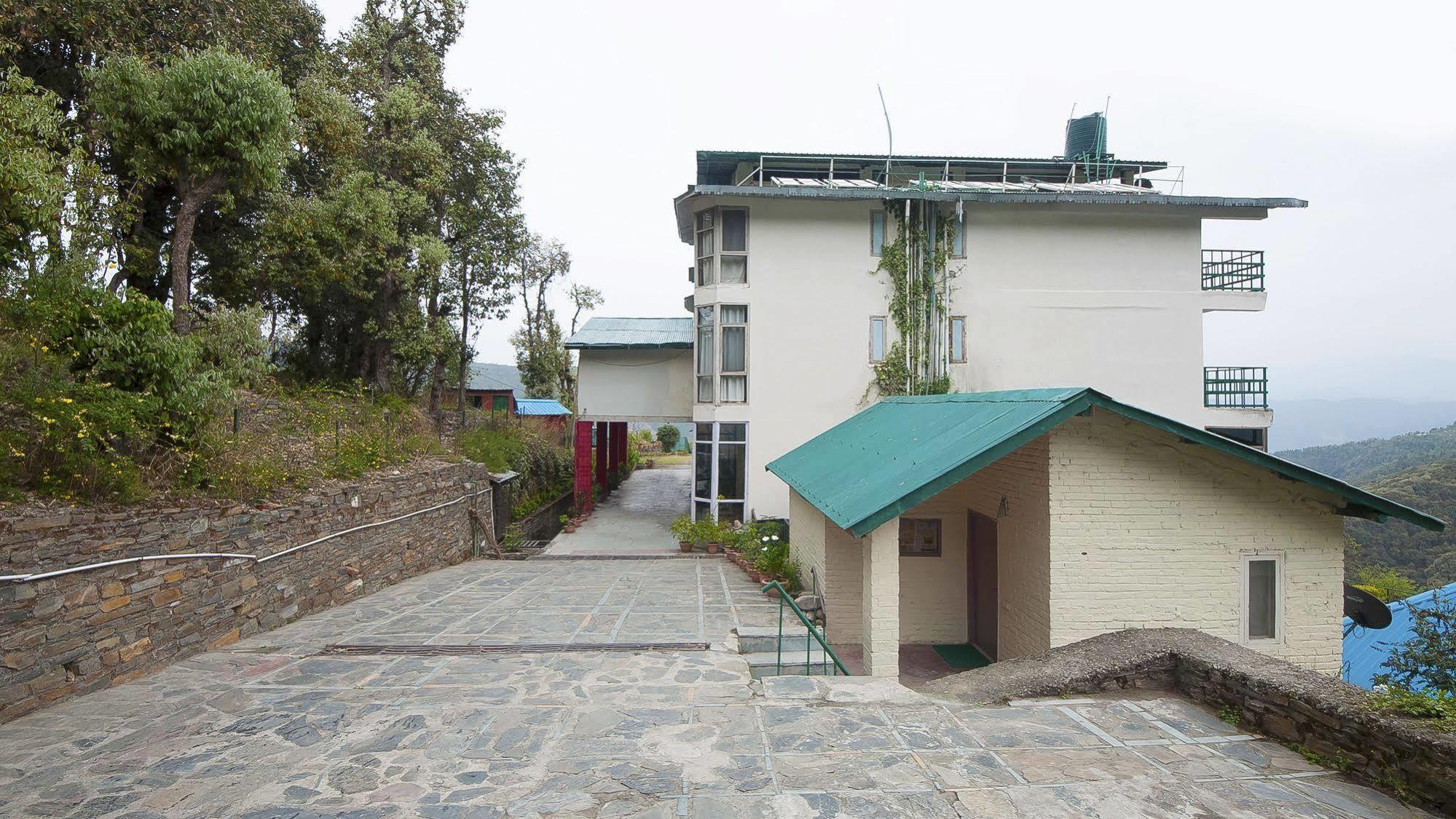 NatureRaga Fernhill Resort Chail Exteriör bild