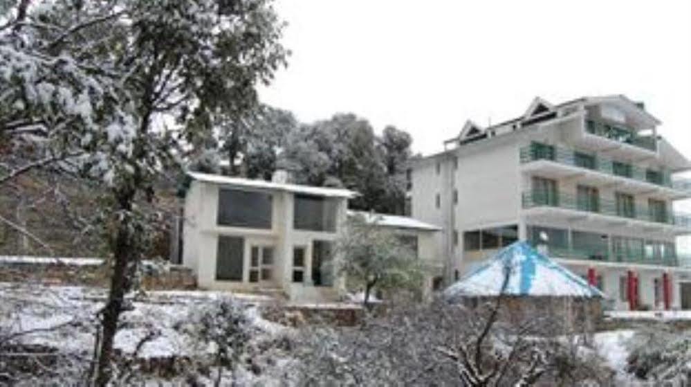 NatureRaga Fernhill Resort Chail Exteriör bild